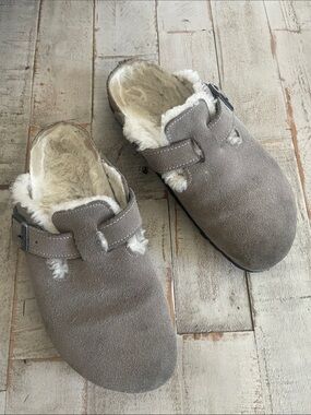 Birkenstock Stone Coin Gray Boston Clogs☕️